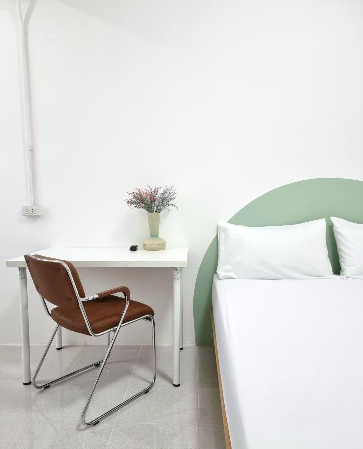 The Zai Apartment Ban Krathum Lom ภายนอก รูปภาพ