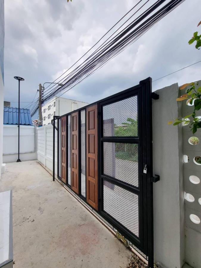 The Zai Apartment Ban Krathum Lom ภายนอก รูปภาพ