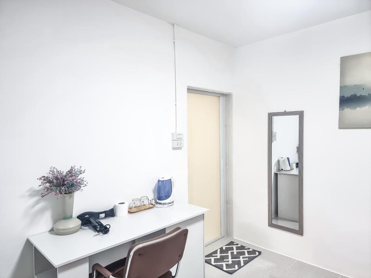 The Zai Apartment Ban Krathum Lom ภายนอก รูปภาพ