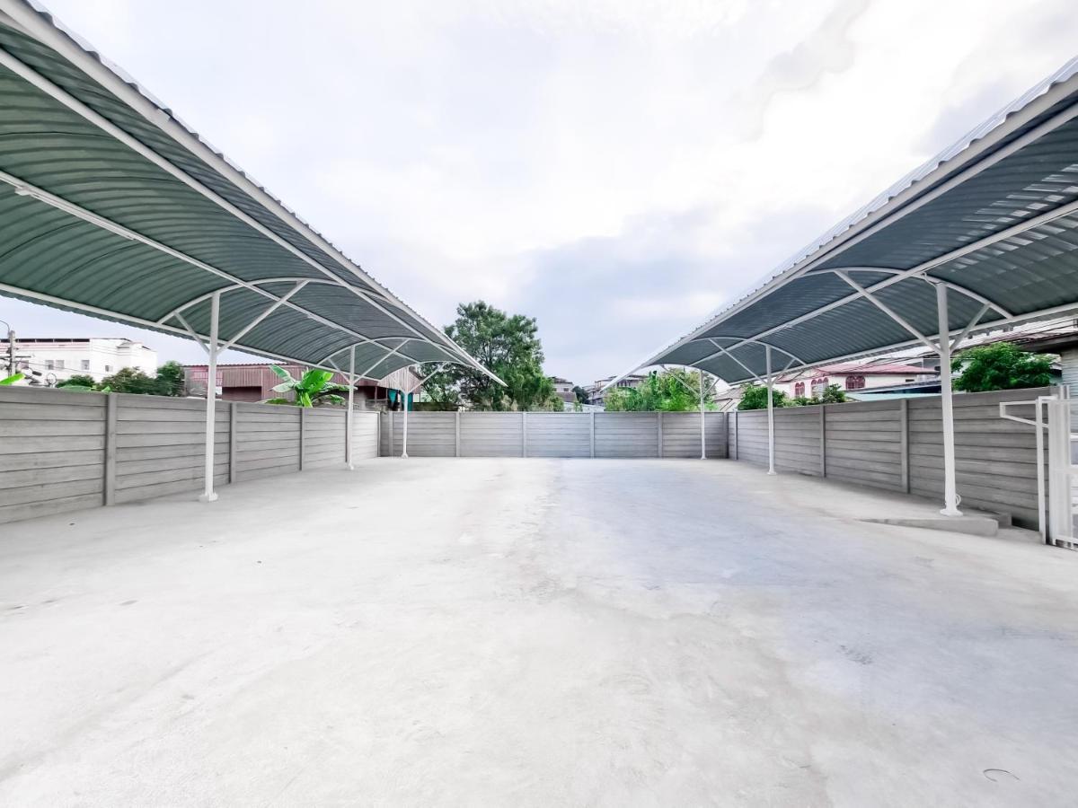 The Zai Apartment Ban Krathum Lom ภายนอก รูปภาพ